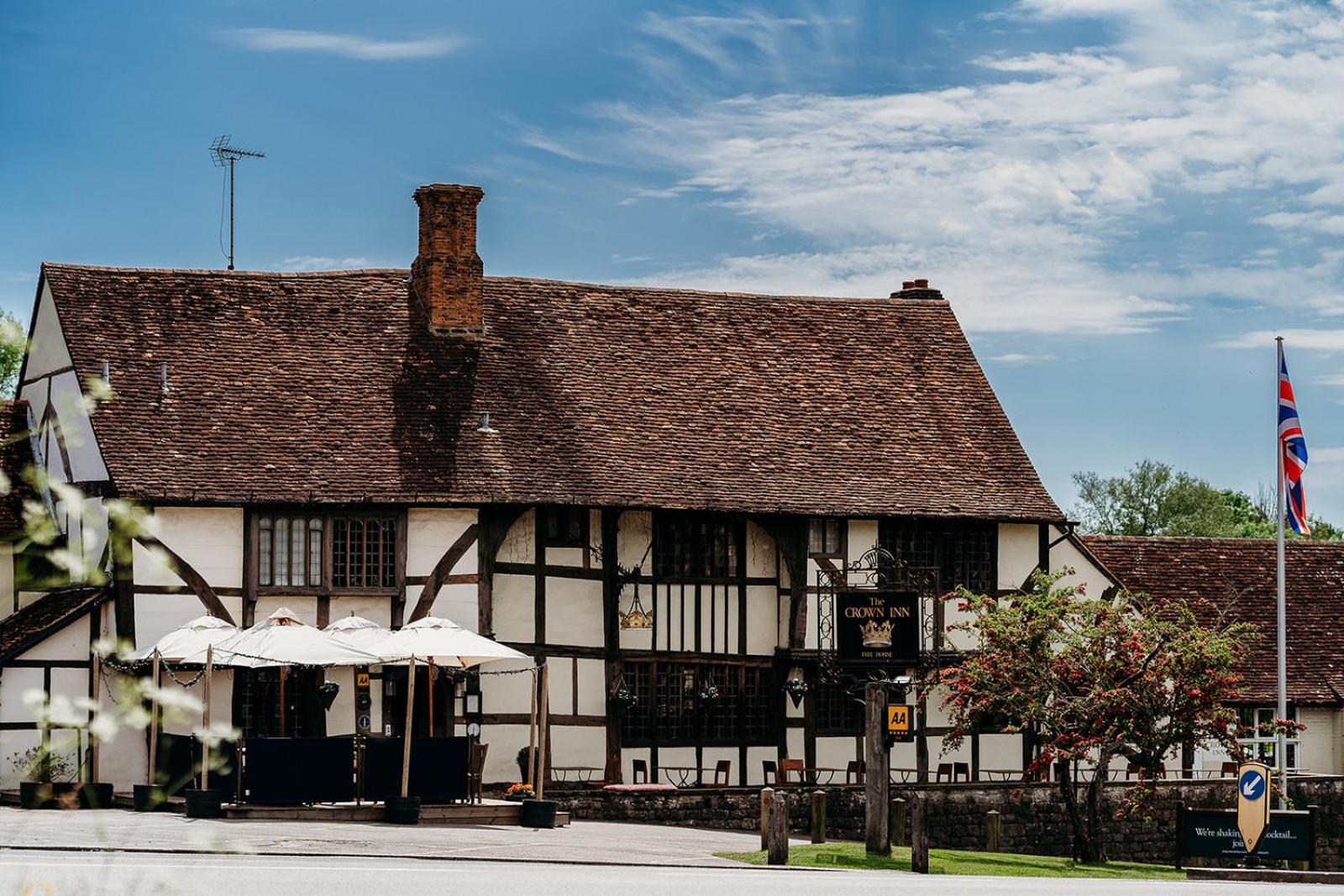 The Crown Inn Chiddingfold Exterior photo
